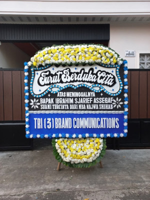 Papan Bunga Duka di Kowangan